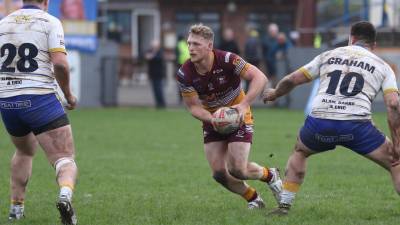 Hooker Oli Burton joins Hornets for 2025