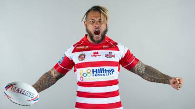Hornets sign ex-New Zealand and Samoa international Junior Sa'u