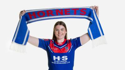 Evie Bradbury joins Hornets Women for 2026